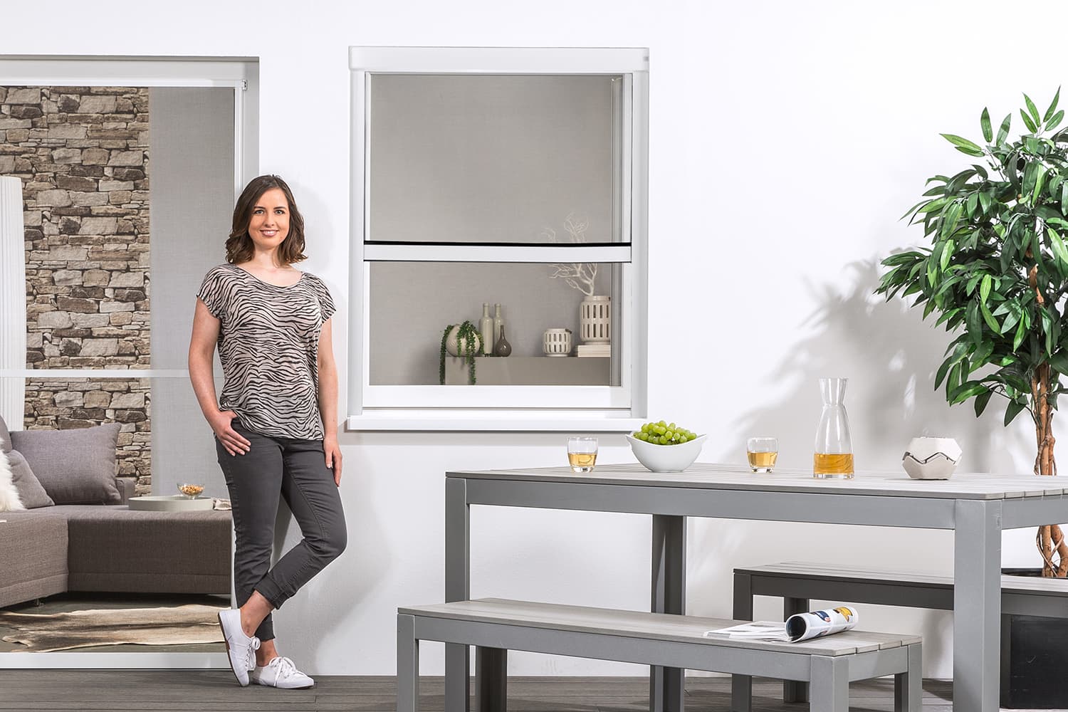 Elektrisches Insektenschutzrollo Fenster "ENSEKTO", Zuschnitt - Alurahmen